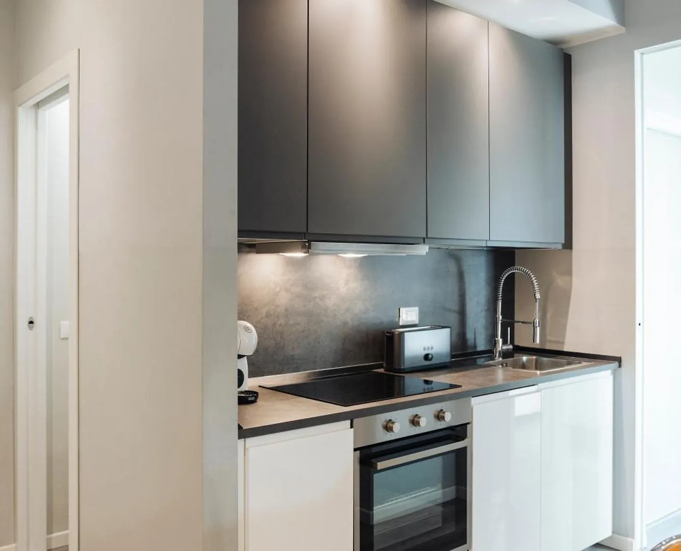 Central Four Brescia Apartment