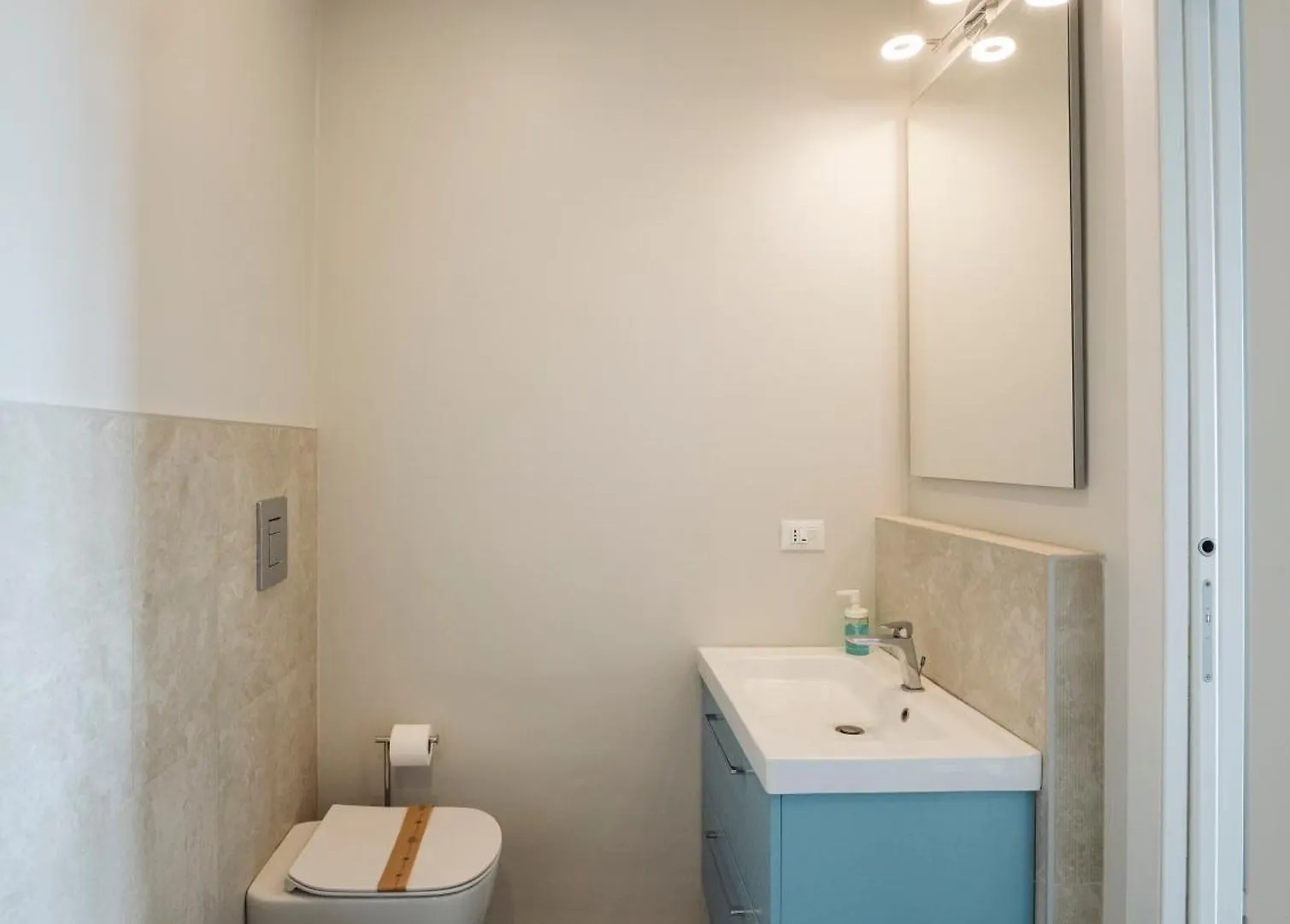 Central Four Brescia Apartment